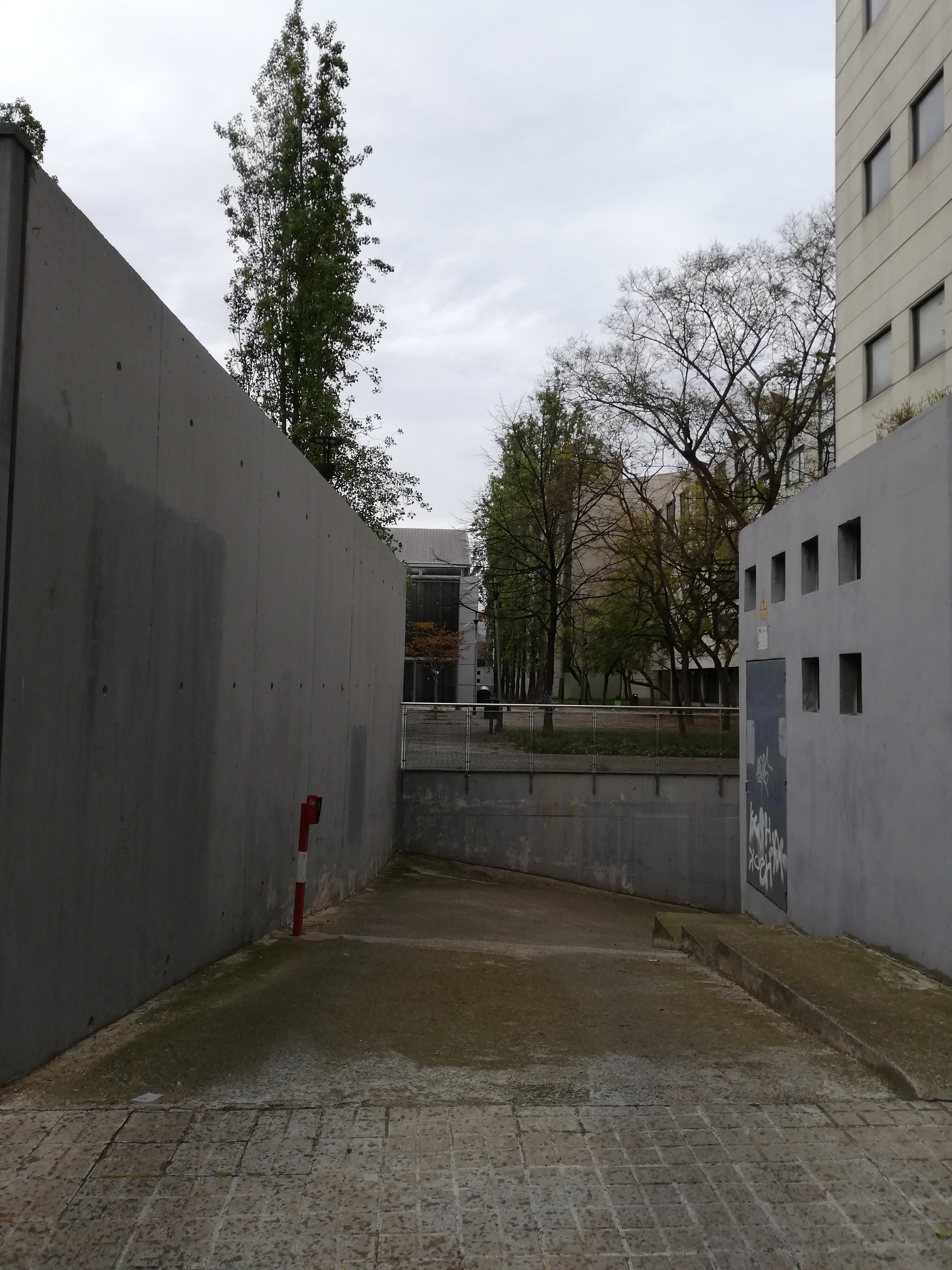LLOGUER PARKING MOTO A POBLE NOU - 4